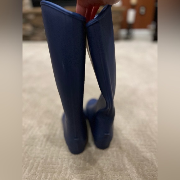 Bitten Sarah Jessica Parker Rainboots - Picture 10 of 11